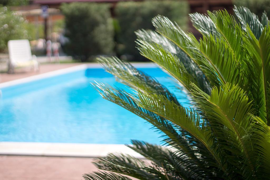 Agriturismo Il Gelsomino Ritrovato มิลาซโซ ภายนอก รูปภาพ