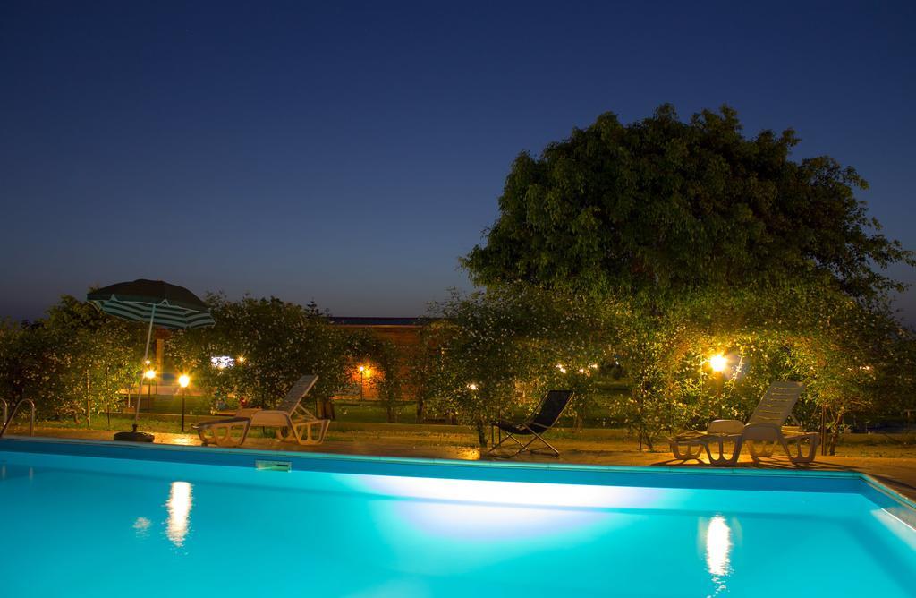 Agriturismo Il Gelsomino Ritrovato มิลาซโซ ภายนอก รูปภาพ