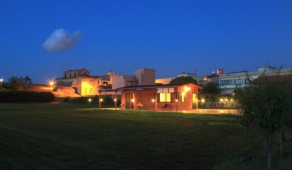 Agriturismo Il Gelsomino Ritrovato มิลาซโซ ภายนอก รูปภาพ