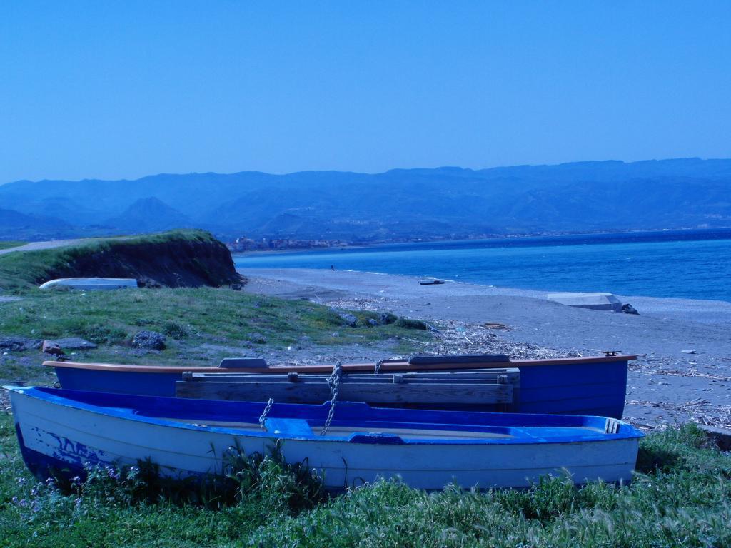 Agriturismo Il Gelsomino Ritrovato มิลาซโซ ภายนอก รูปภาพ