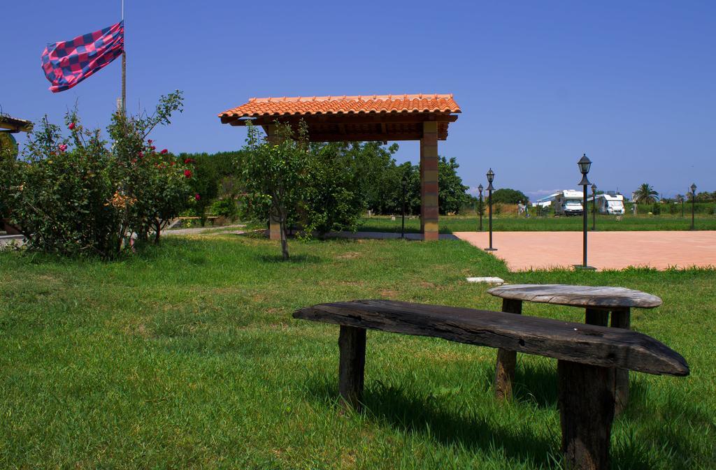 Agriturismo Il Gelsomino Ritrovato มิลาซโซ ภายนอก รูปภาพ
