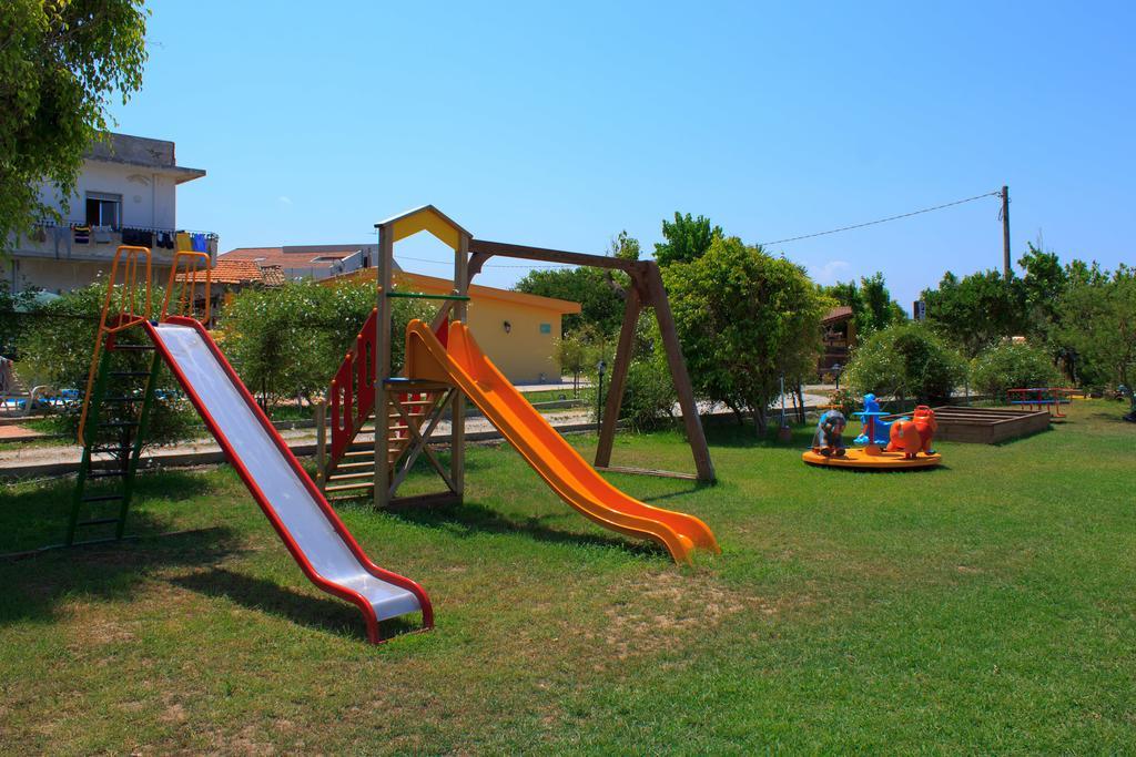 Agriturismo Il Gelsomino Ritrovato มิลาซโซ ภายนอก รูปภาพ