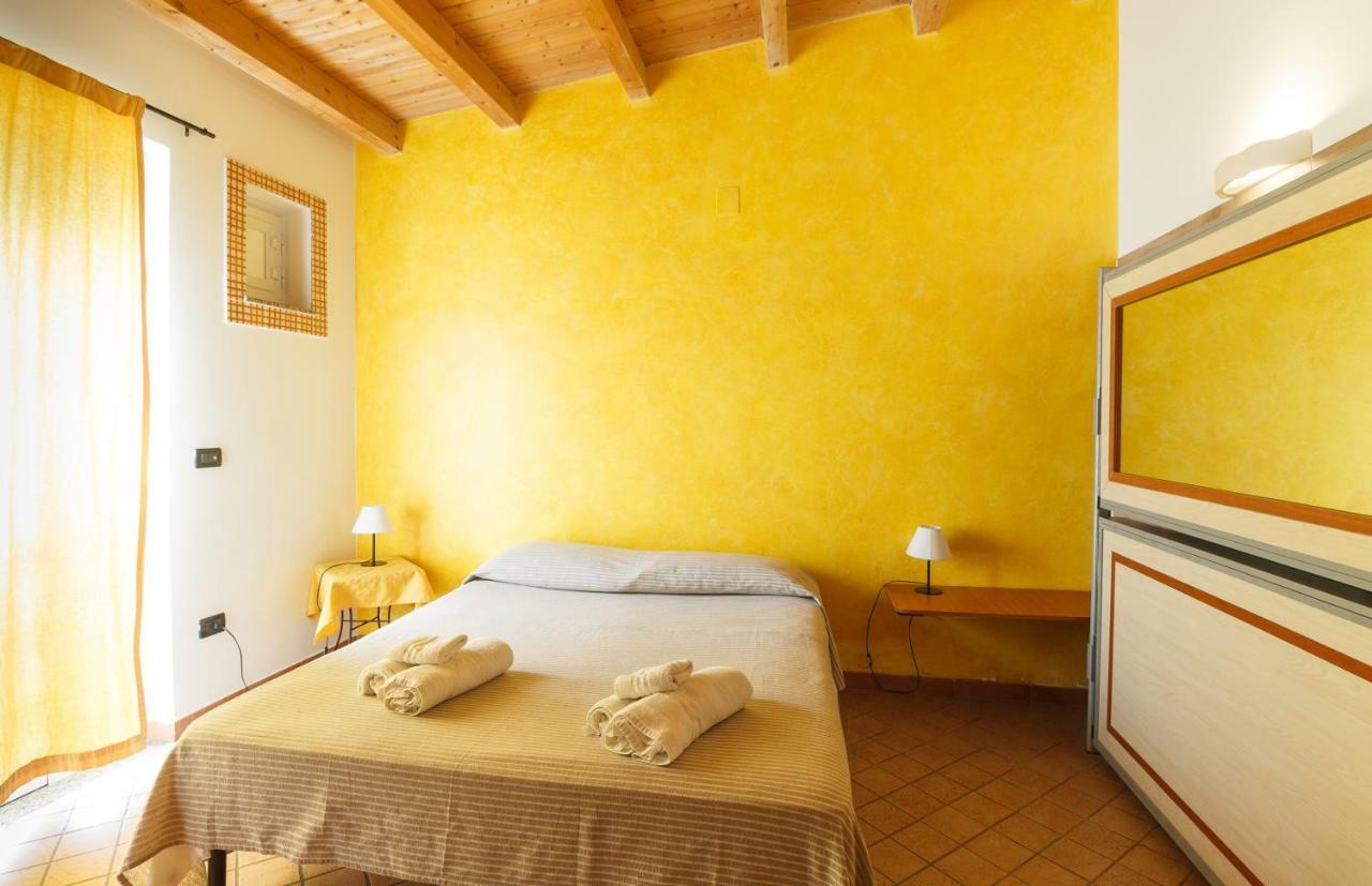 Agriturismo Il Gelsomino Ritrovato มิลาซโซ ภายนอก รูปภาพ