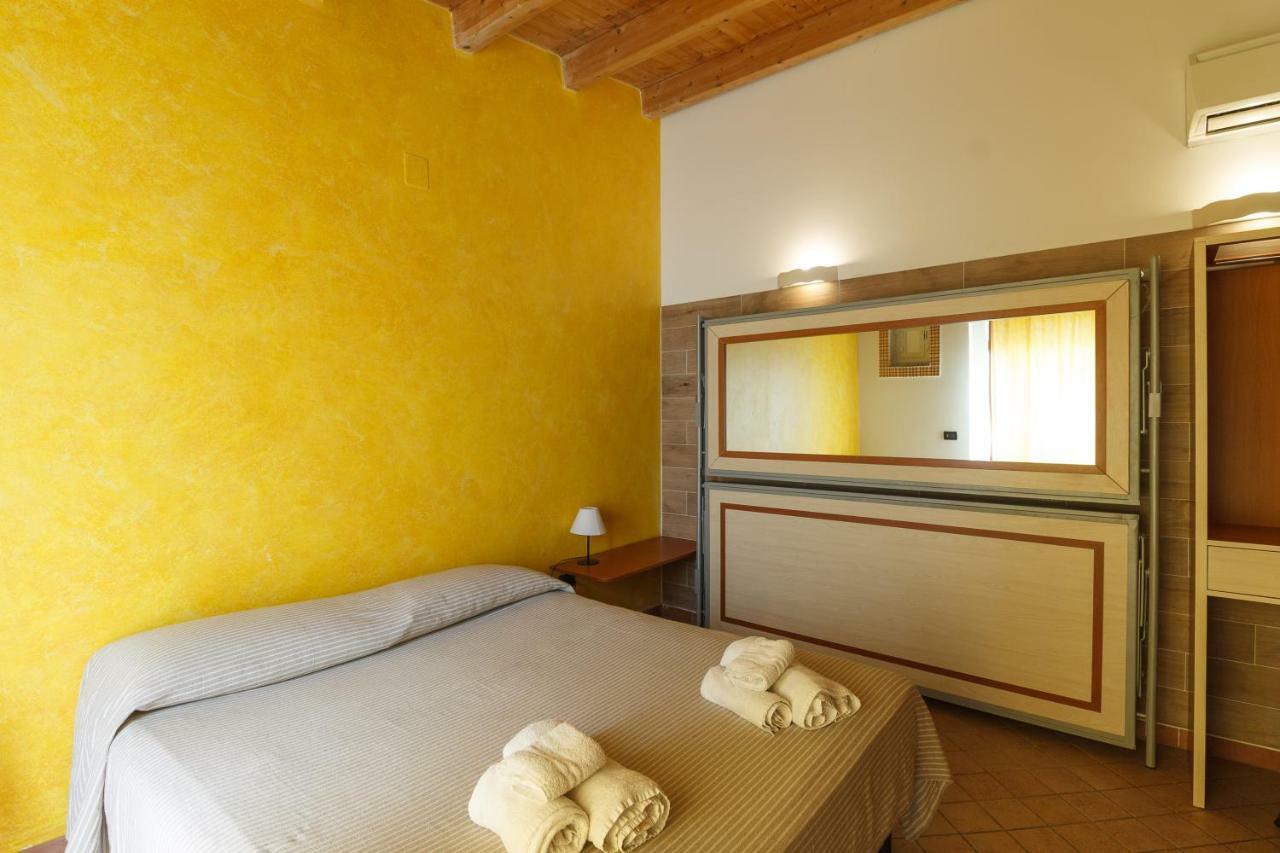 Agriturismo Il Gelsomino Ritrovato มิลาซโซ ภายนอก รูปภาพ